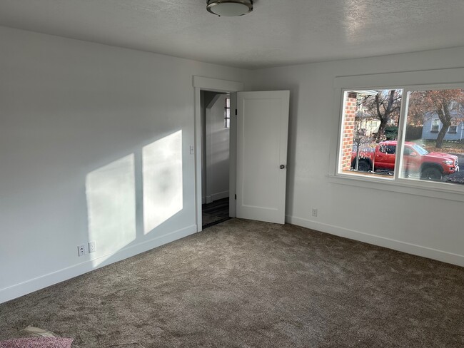 Photo - 479 W Center St Unit Betty's Place