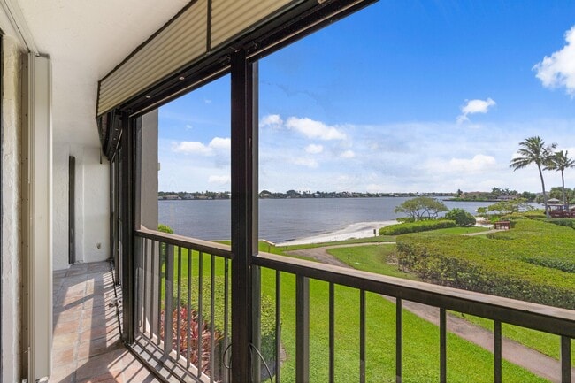 Photo - 7020 Half Moon Cir Unit 205