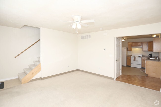 2 BR, 1.5 BA