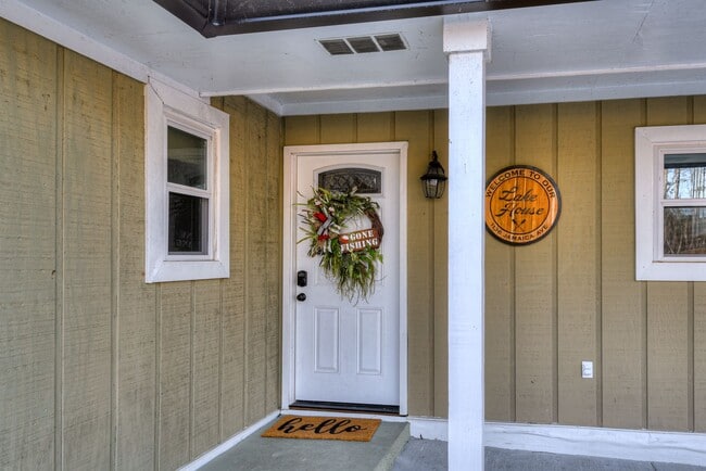Photo - Fully Furnished Lakefront Home | Monthly Rental Available October – March