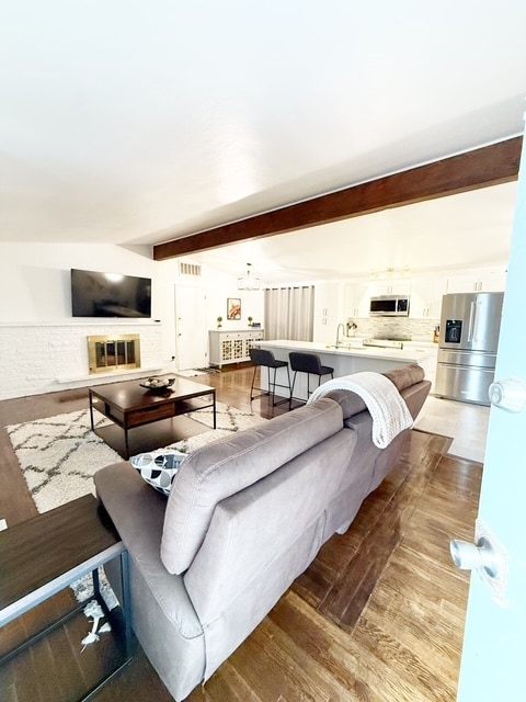 Photo - 318 E 28th St