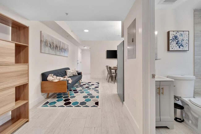 Photo - 1434 SW 22nd Ave Unit ID1388869P