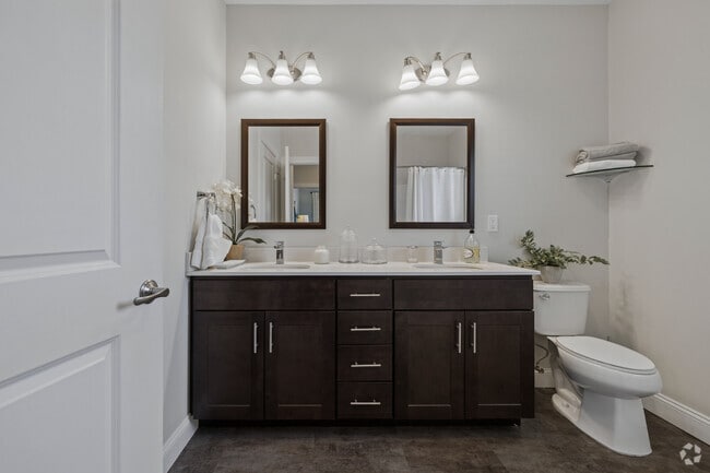 1BR, 1BA - 866SF - Bathroom