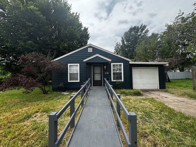Building Photo - Beautifully renovated rental by TU!