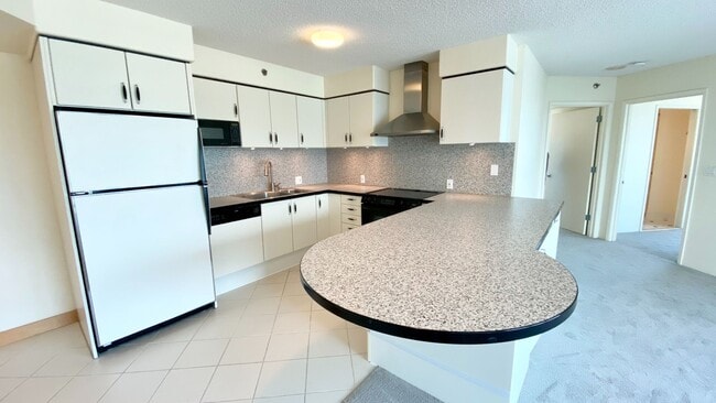 Photo - STUNNING CITY & OCEAN VIEWS - ONE ARCHER L... Unit 3807