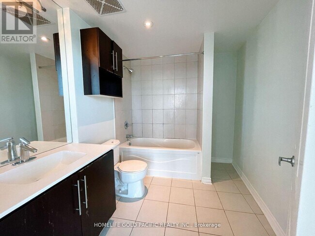 Photo - 2885 Bayview Ave Unité 1405