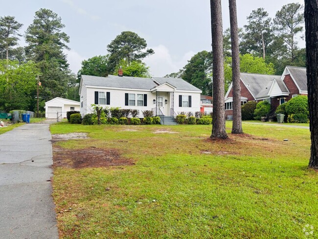 Building Photo - Freshly Updated & Ready NOW!! Rental