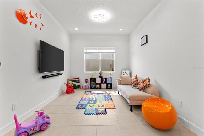 Photo - 32558 Tree of Life Ave