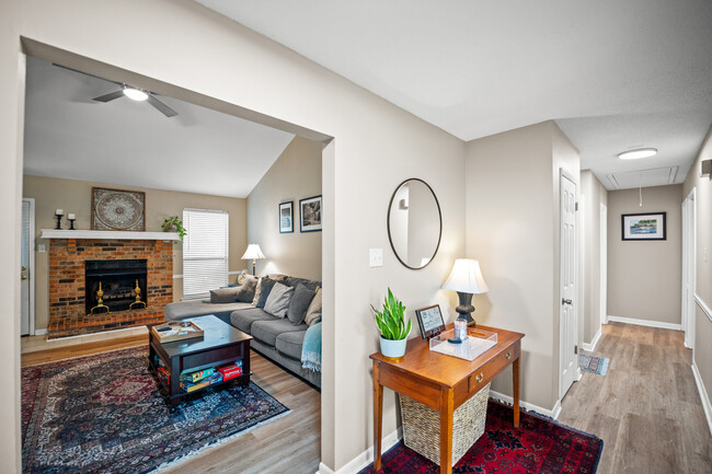 Photo - 3570 N Country Ct House