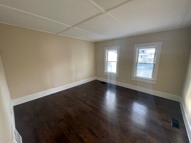 Photo - SECTION 8 and EDEN Accepted!! Stunning 4-Bed, 2-Bath Renovation in Lorain!!