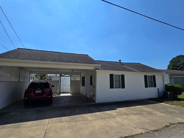 Building Photo - 982 Lawnview Ave Rental