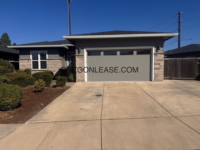 Building Photo - 3 Bedrooms | 2 Bathrooms | 1,800 Sq. Ft. |... Rental