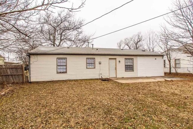 Photo - 2211 NW 26th St