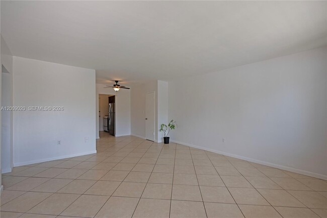 Photo - 2250 Bay Dr Unit 4