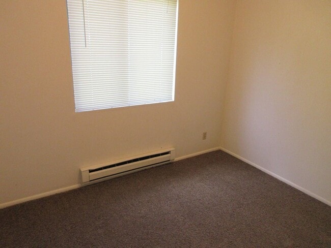 Photo - 2 bedroom, 1.5 bathroom, 2 Story Apartment in the Heart of Town
