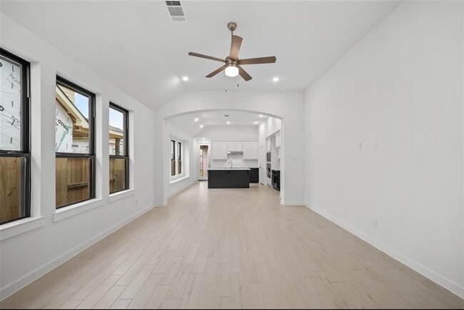 Photo - 4142 KINSEY ST