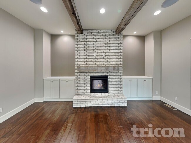 Photo - 2604 NE 175th St