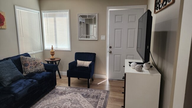 Photo - 2362 Cerritos Ave Unidad Single