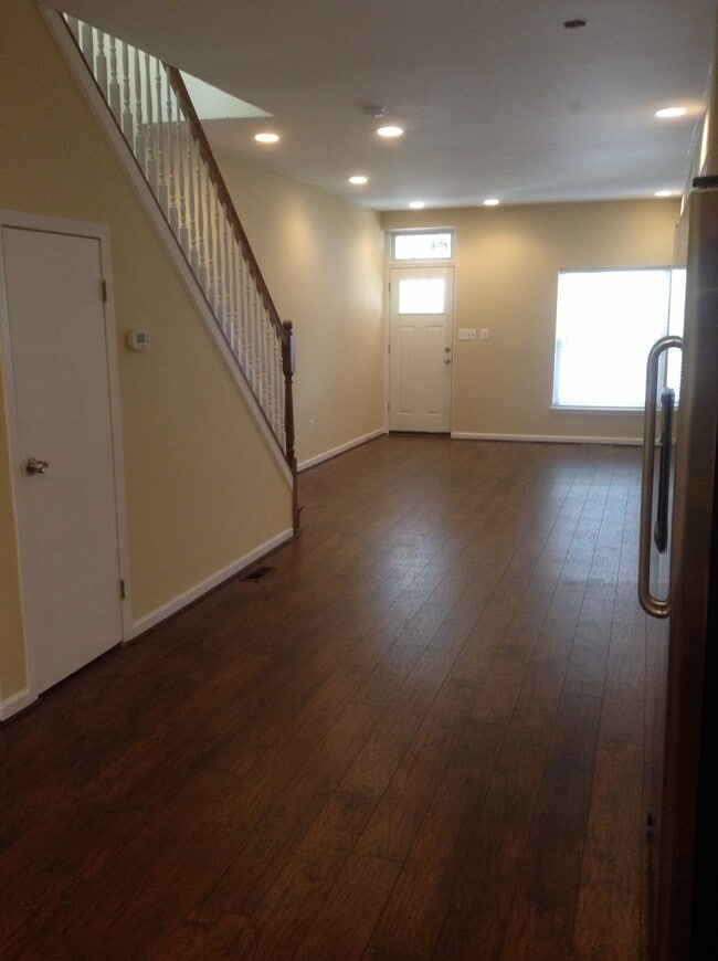 Photo - 843 N Bentalou St