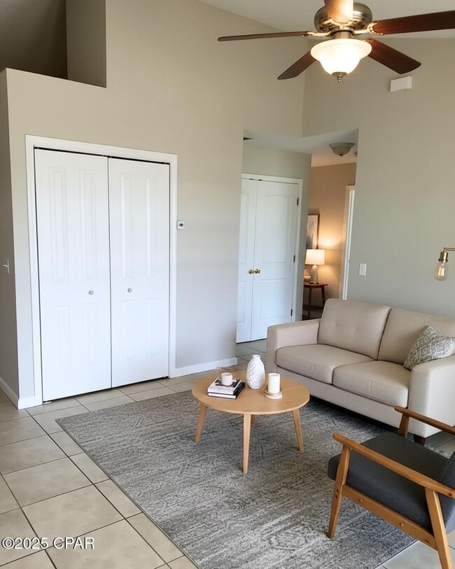 Photo - 131 Gwyn Dr Unit D