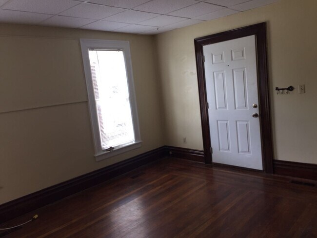 Photo - 1003 8th St
