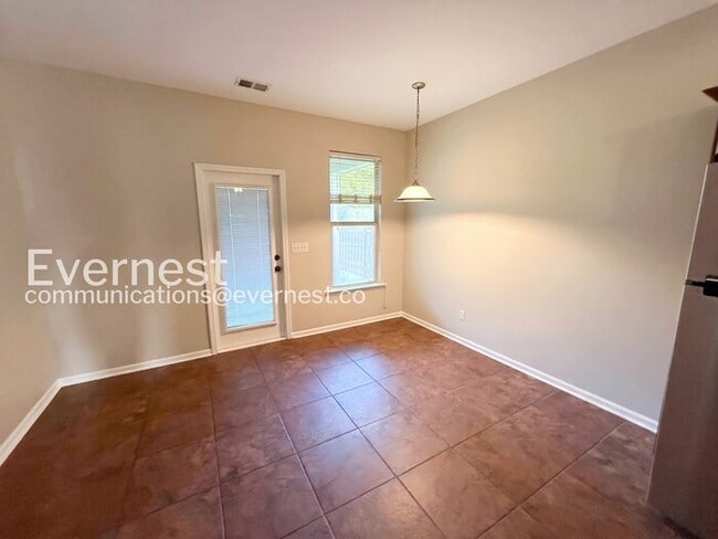 Photo - 3-Bed/2-Bath Home with Fenced Yard/Available Now!
