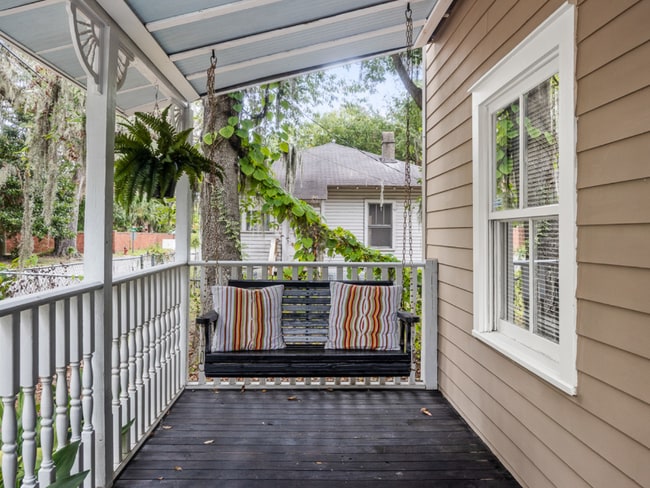 Photo - 722 Ellis St