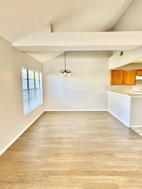 Photo - 554 Cidermill Pl