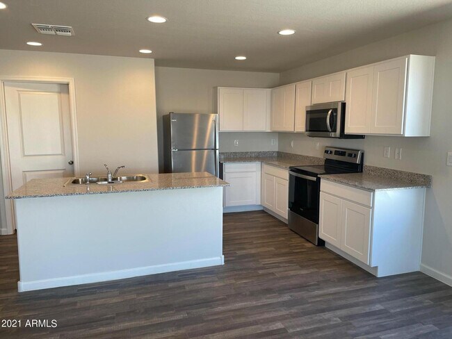 Photo - 836 S Parker Pl