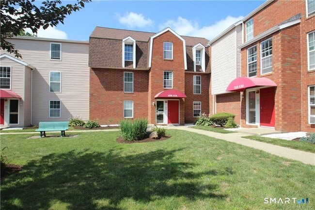 Building Photo - 113 Heather Ridge Unit 113