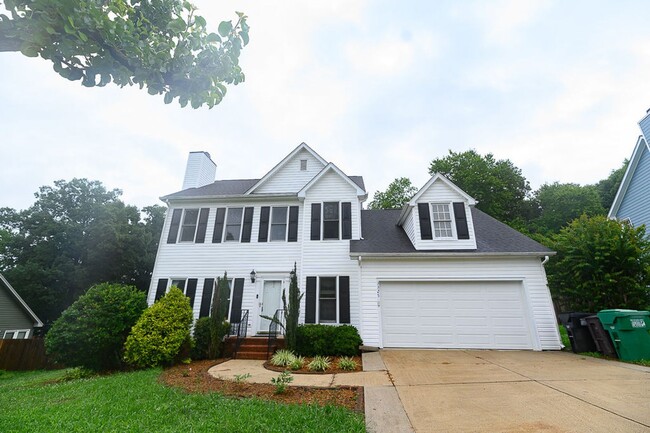Photo - Wonderful and Spacious 3 bedroom home 2.5 bath in High Point with 2 car garage and large fenced-i...