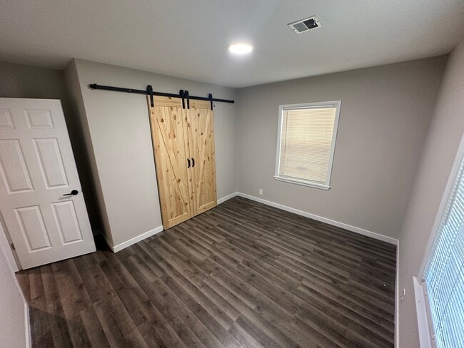 Photo - 6253 N Jacksonville Dr