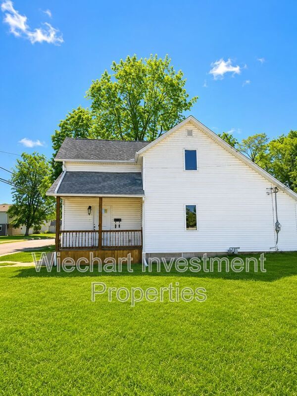Photo - 725 W Williams Ave