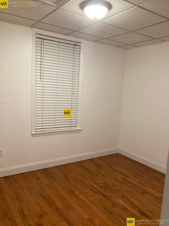 Photo - 630 Bennington St Unit 3