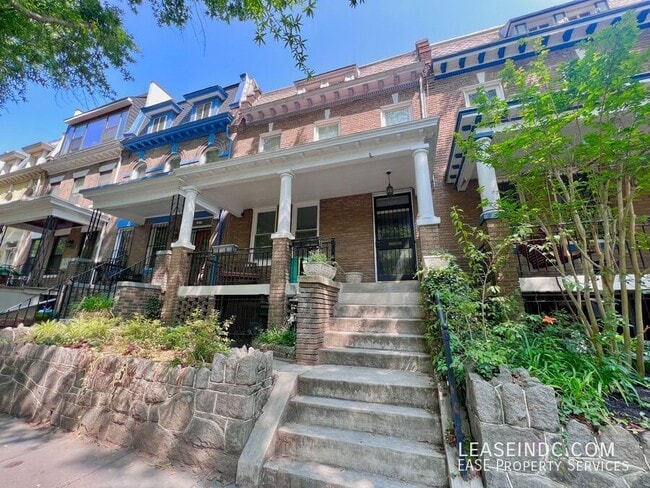 Building Photo - 1211 Park Rd NW Unit #B