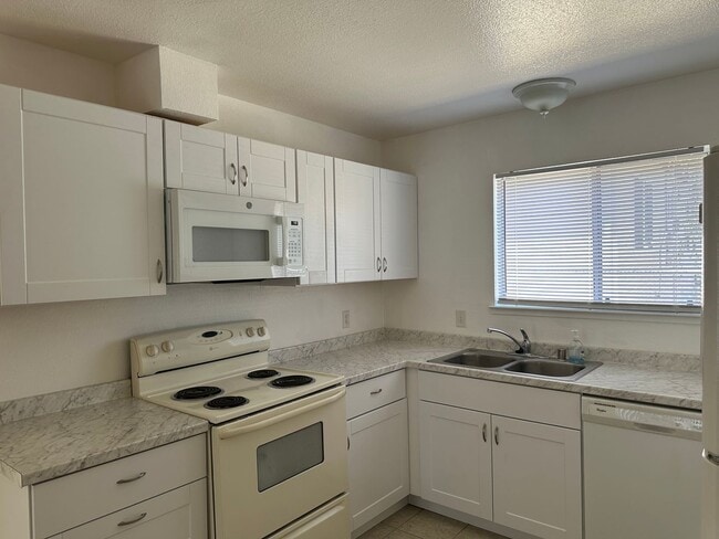 Photo - Vine st Unit vine st  C