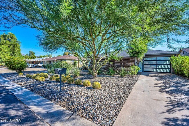 Photo - 2607 N 51st St