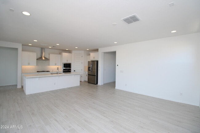 Photo - 8725 W Medlock Dr