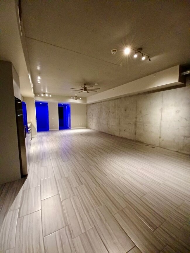 Photo - 353 E Bonneville Ave Unit 219