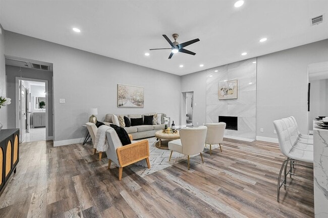 Photo - 303 Riva Ridge