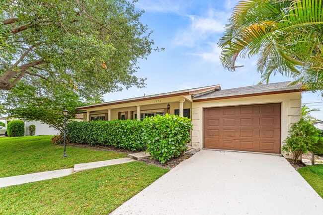 Photo - 1270 SW 8th St