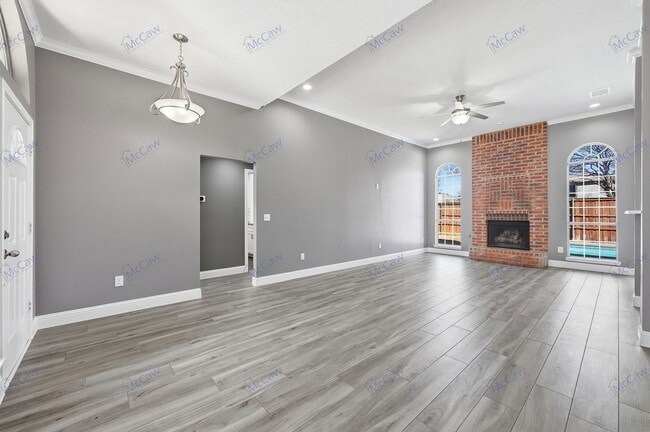 Photo - 1915 Paloma Way