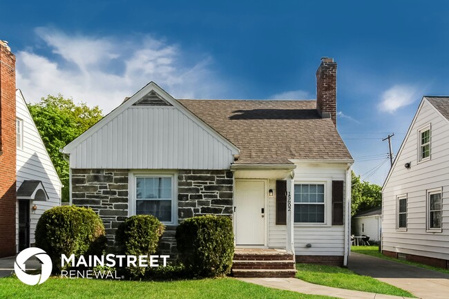 Building Photo - 15602 Scottsdale Blvd