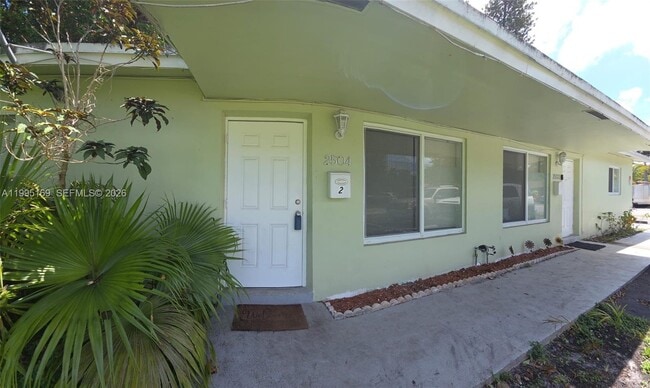 Photo - 2504 NW 9th Ln Unidad 2