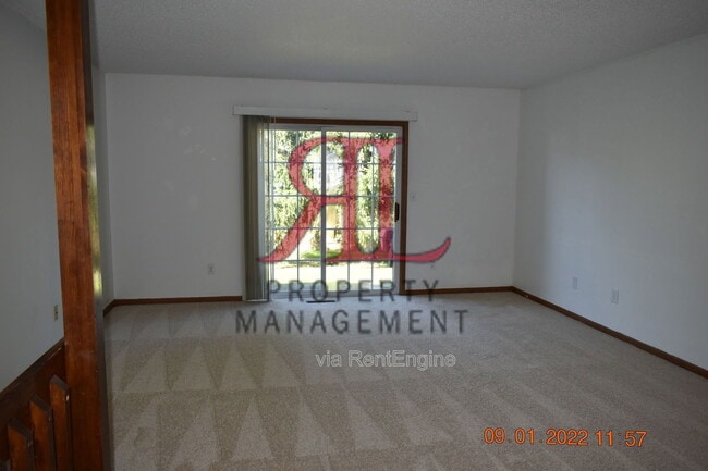 Photo - 171 Malloy Ln