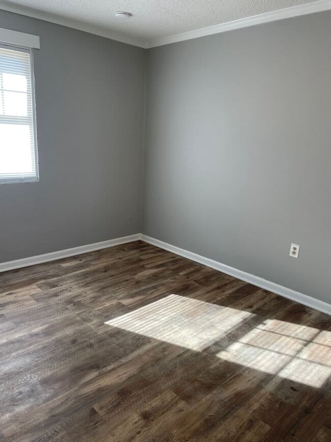 Photo - Newly Renovated One Bedroom