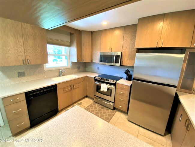 Photo - 141 Aquarius Way Unit 14f