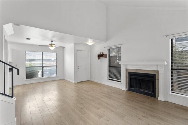 Photo - 2018 W Rundberg Ln