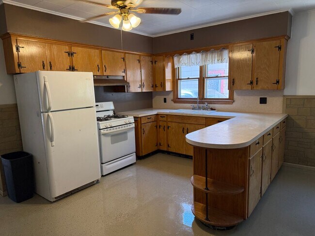 170 King St Unit 1