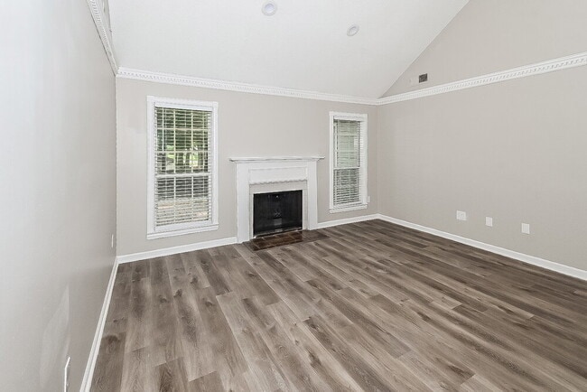 Photo - 6710 Tangleberry Cove